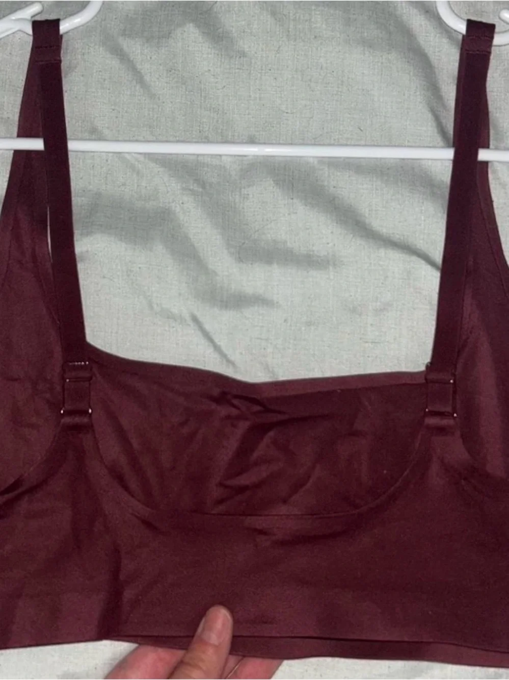 Lululemon Wundermost Ultra-Soft Nulu Scoop-Neck Bralette Size 8 Wine